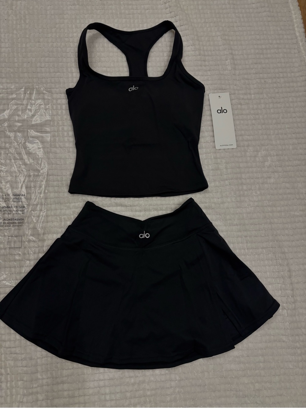 ALO Yoga skirt Black  Activewear Set - Sleek Minimal Logo